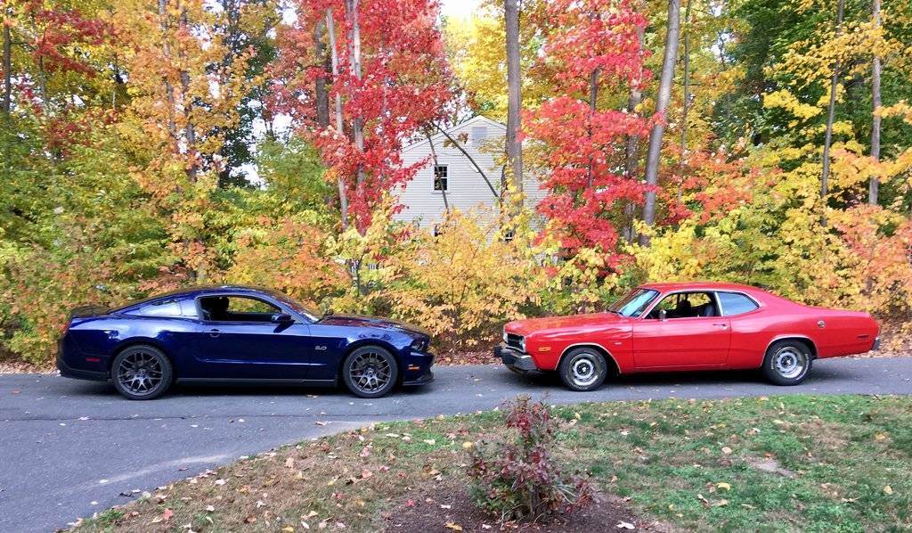 10-16-2016 Mustang and Dart.jpg