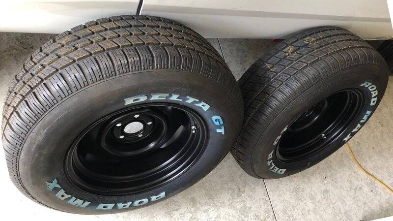 15x8 with 235-75 tires 657136503.jpg