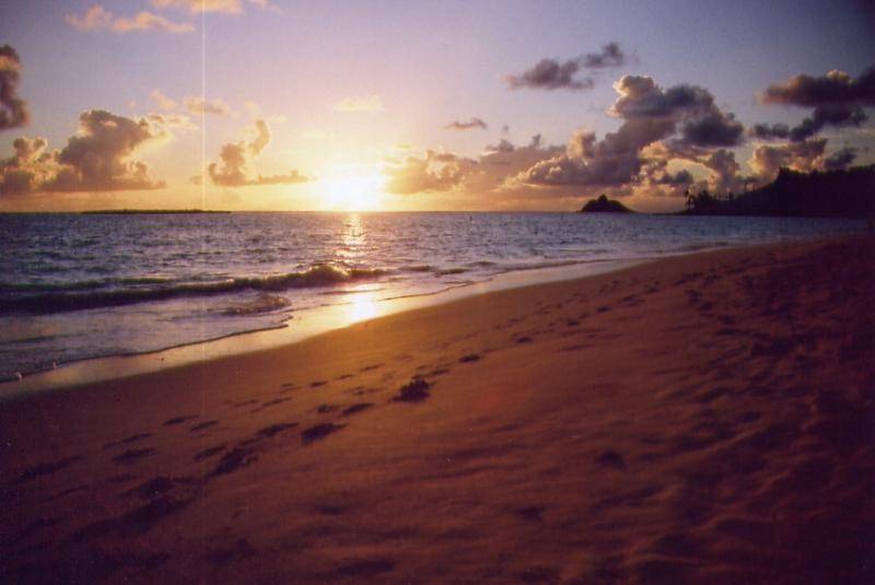 19--sunrise on Kailua beach O'ahu.jpg