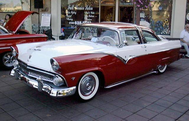 1955_Ford_Crown_Victoria (Small).jpg