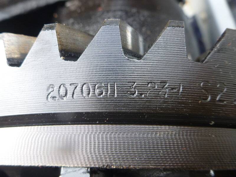 1964dodge440rearaxleandjackparts 009.JPG