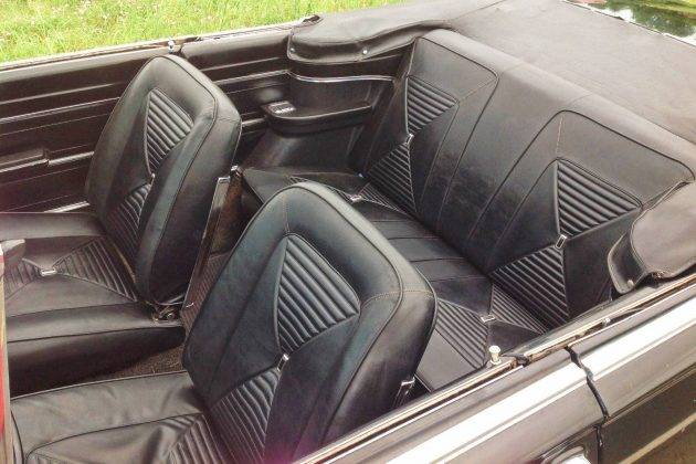 1965-Dodge-Dart-GT-Interior-630x420.jpg