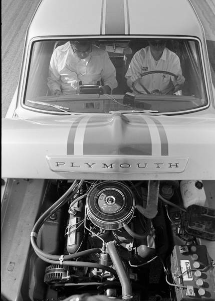 1965-plymouth-barracuda-273ci-v-8-engine.jpg?fit=around%7C770:481.jpg
