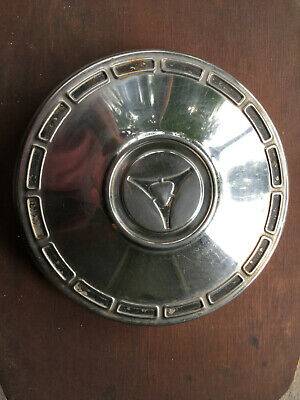 1966-Dodge-Dart-dog-dish-hubcap-nice-shape.jpg