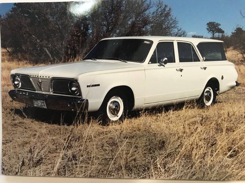 1966 Valiant Wagon.jpg