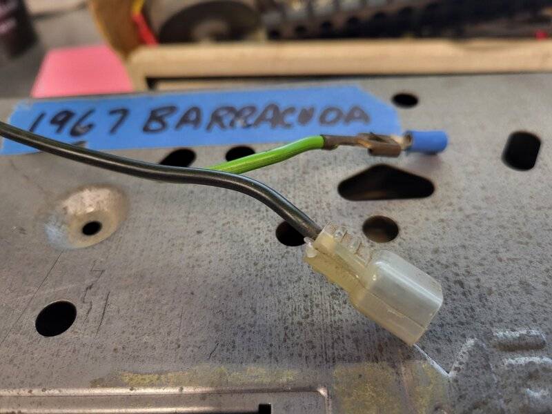 1967 Barracuda Radio (2).jpeg