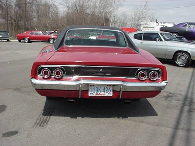1968_dodge_charger_(rear).jpg