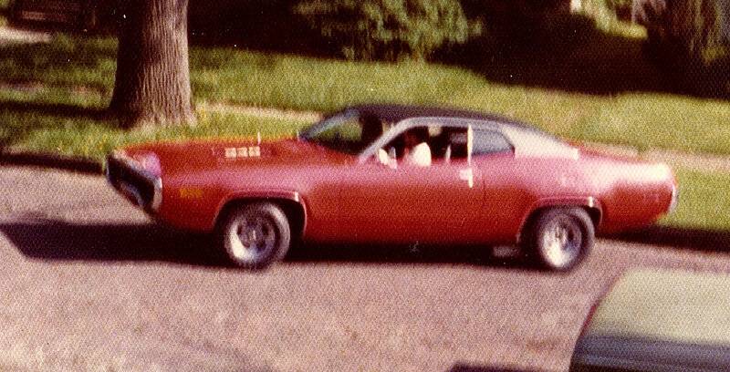 1971 Road Runner going to prom in 1974.JPG