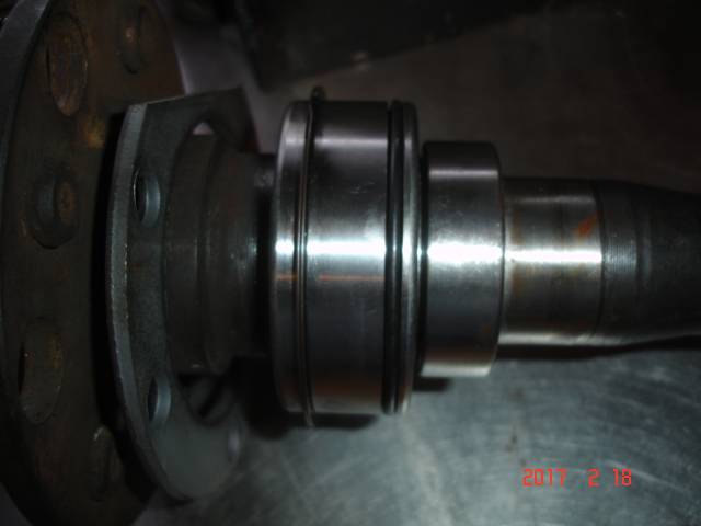 2017-02-18 axle bearings 006.JPG