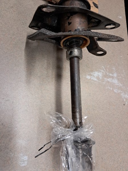 20260514_163500 brg and OEM coupler.jpg
