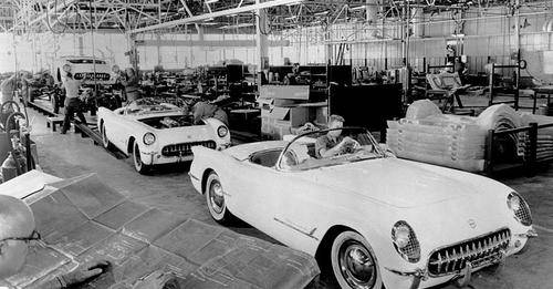 2F2020%2F06%2F800px-The_first_Corvettes_produced_in_Flint_Michigan_on_June_30_1953_assemble_line.jpg