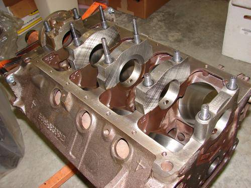 340 stroker with 4 bolt caps installed.jpg