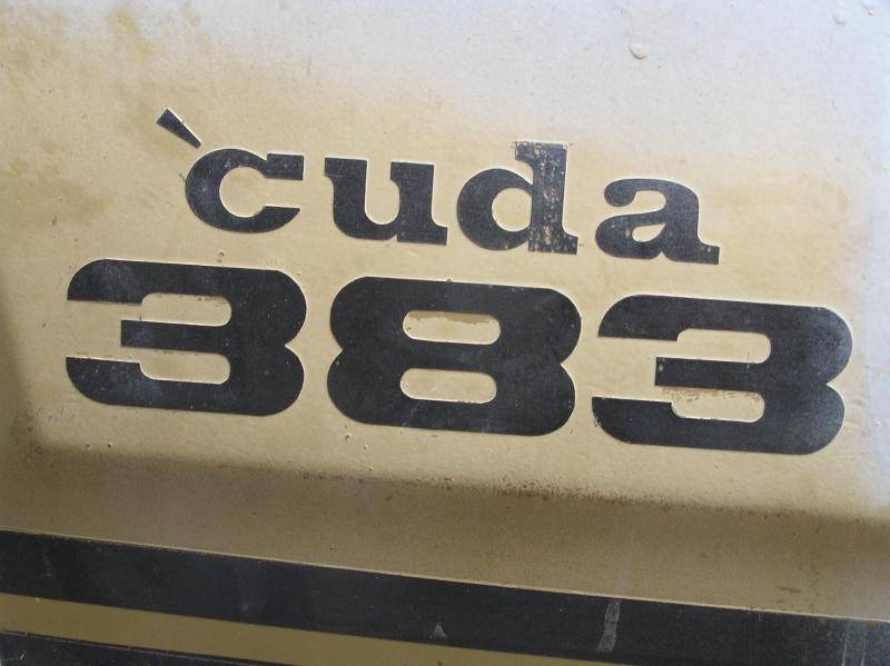 383 4spd 'cuda coupe 035.jpg