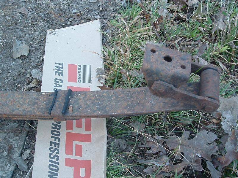 66 A CUDA REAR END 003.jpg