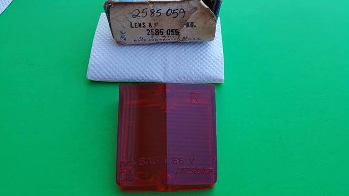 66 Cuda lower right lens NOS 10.jpg