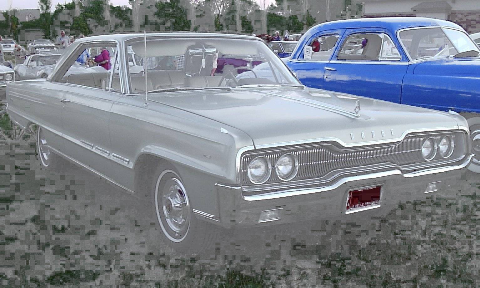 '66_Dodge_Polara_Coupe_(Auto_classique_VAQ_Mont_St-Hilaire_'11) W.jpg