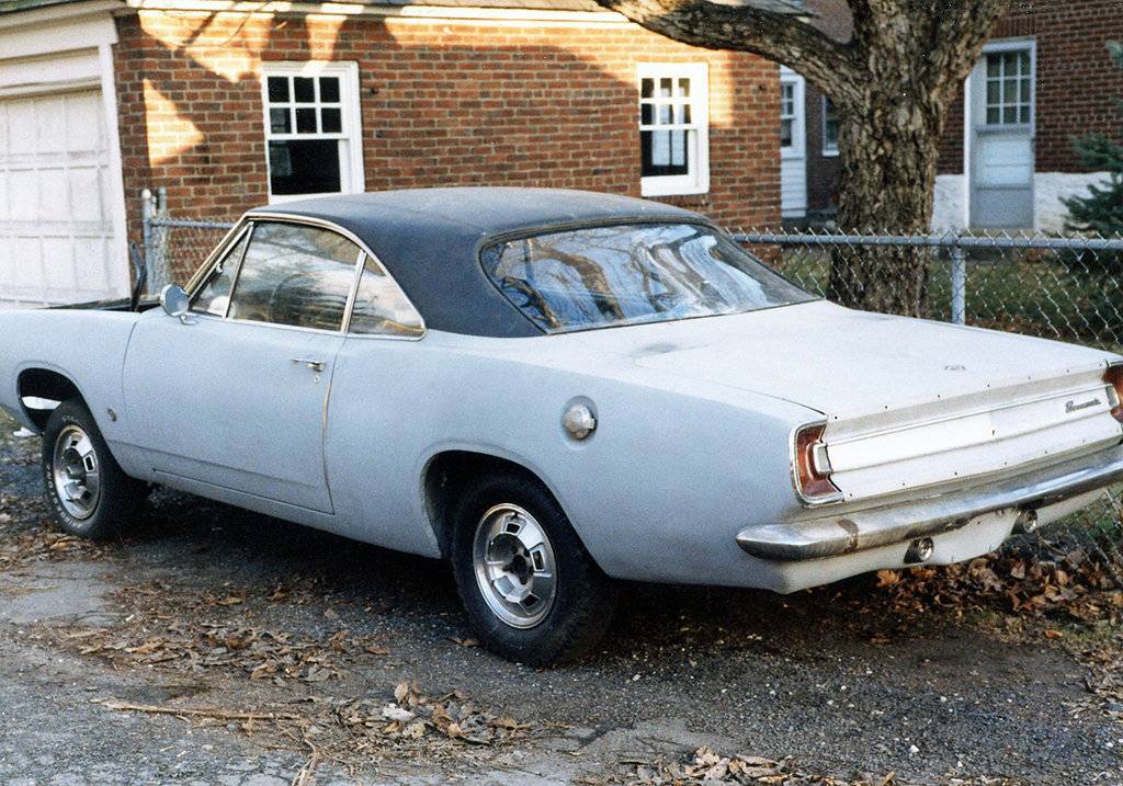 '68 Barracuda.jpg