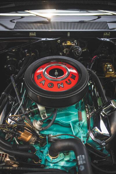 68 Dart GSS engine.jpg