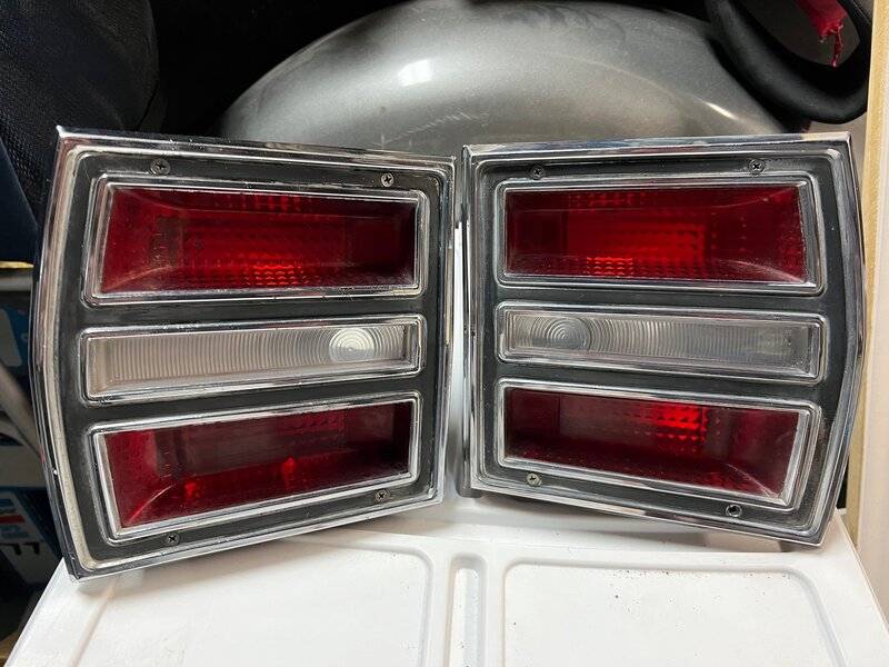 68 dart TL housing pair.jpg