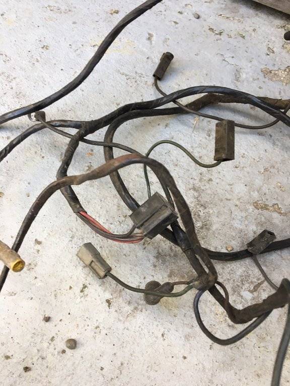 68 wire harn 5.JPG