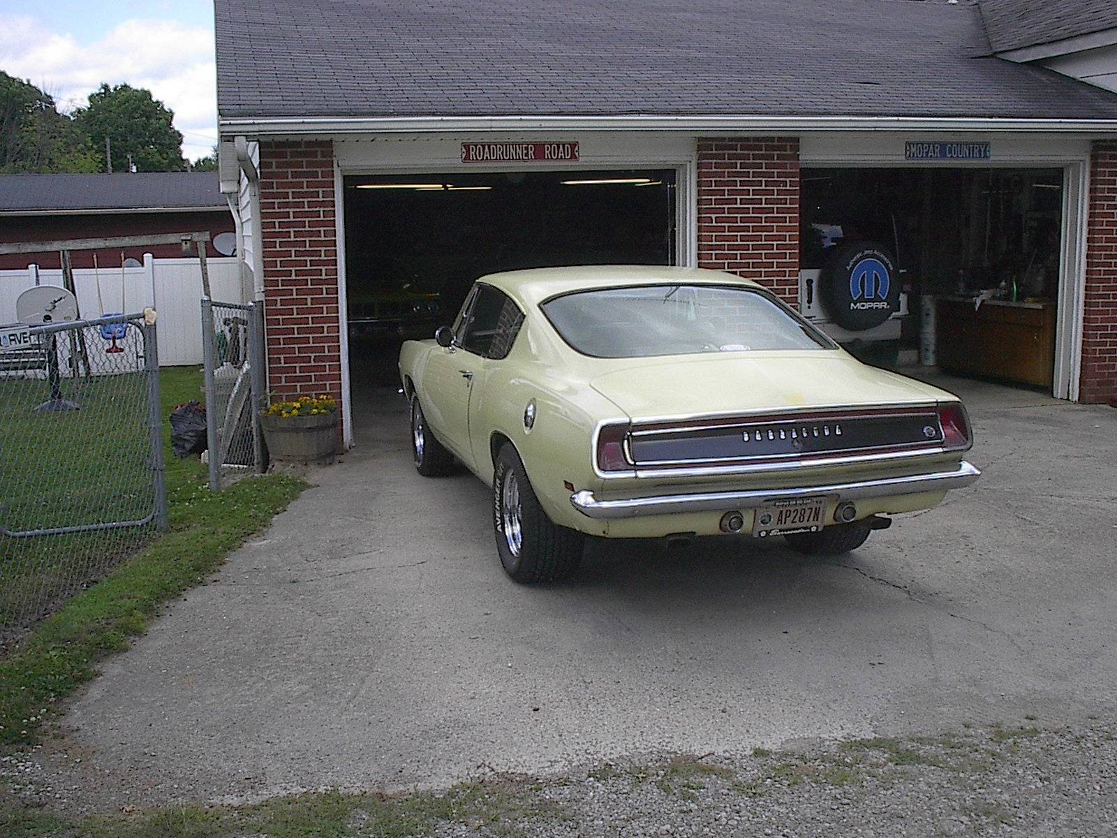 69 Barracuda S with Super Stock Springs 003.JPG