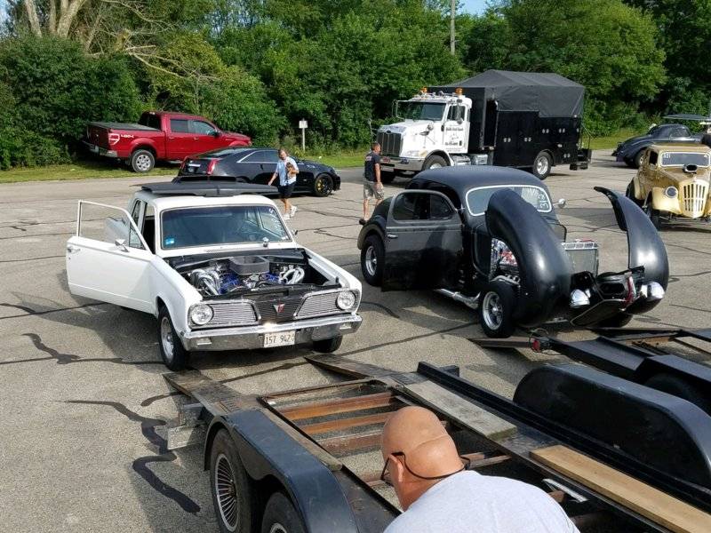 7-20 dodge and valiant.jpeg