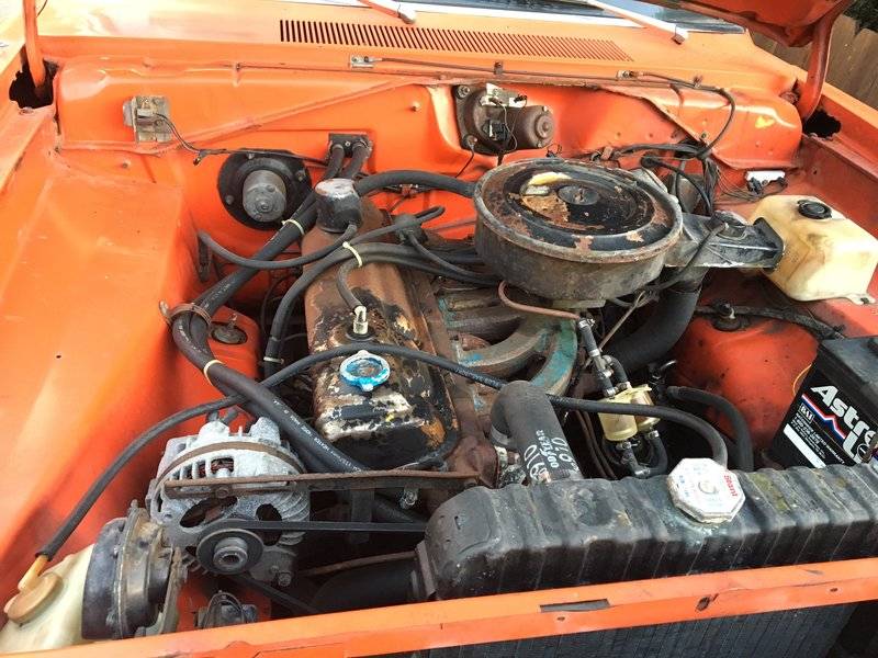 71 dart 225 engine .JPG