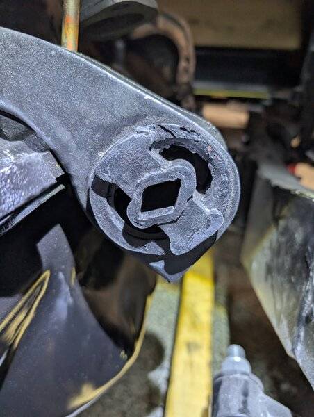 74 Dodge Dart 225 Spool Style Engine Mounts.jpg