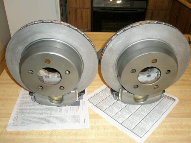 75 Imperial REAR Disc Brakes 024 (Small).JPG