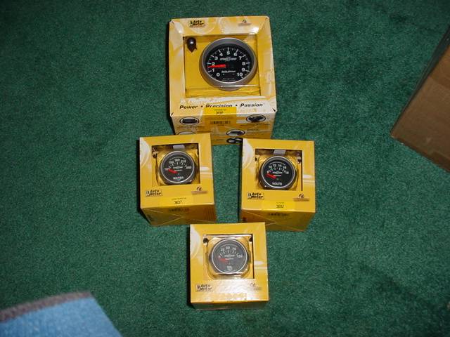 Autometer gauges.JPG