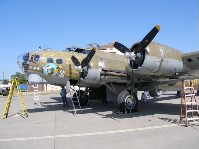 B-17 004 [640x480].jpg