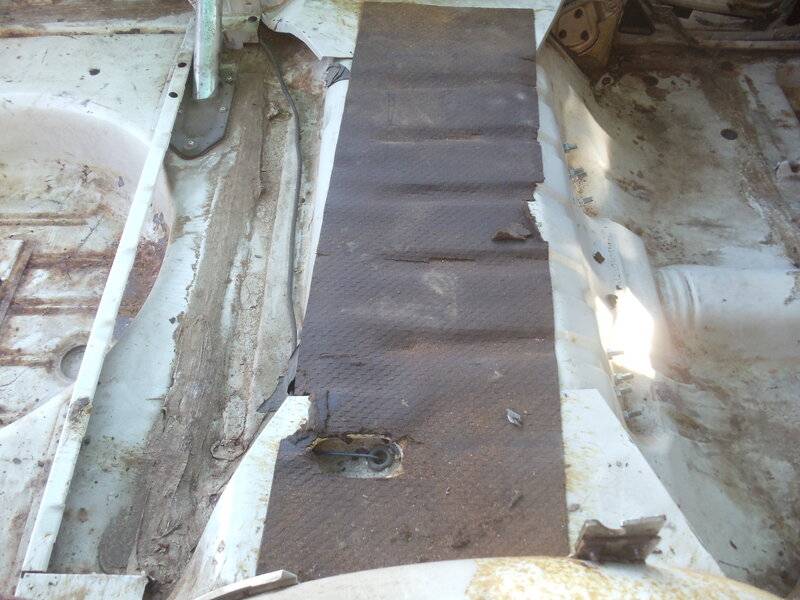 Barracuda rear insulting mat.jpg