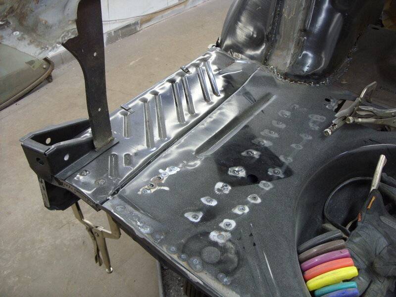 BLAST CAB AND  WILLS DUSTER 005.JPG