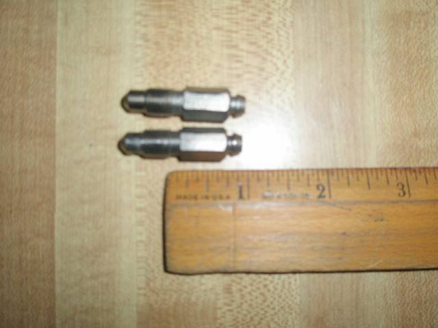 Bleeder screws 001 (Small).JPG