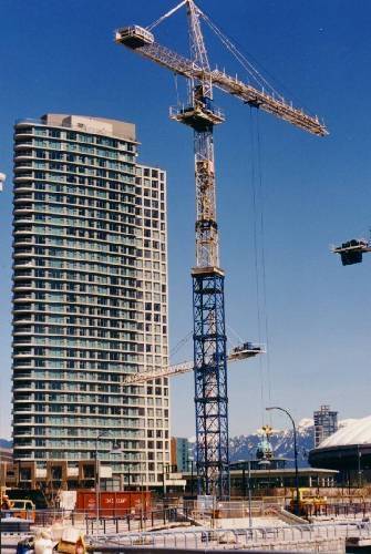 building&tower-crane-s.jpg