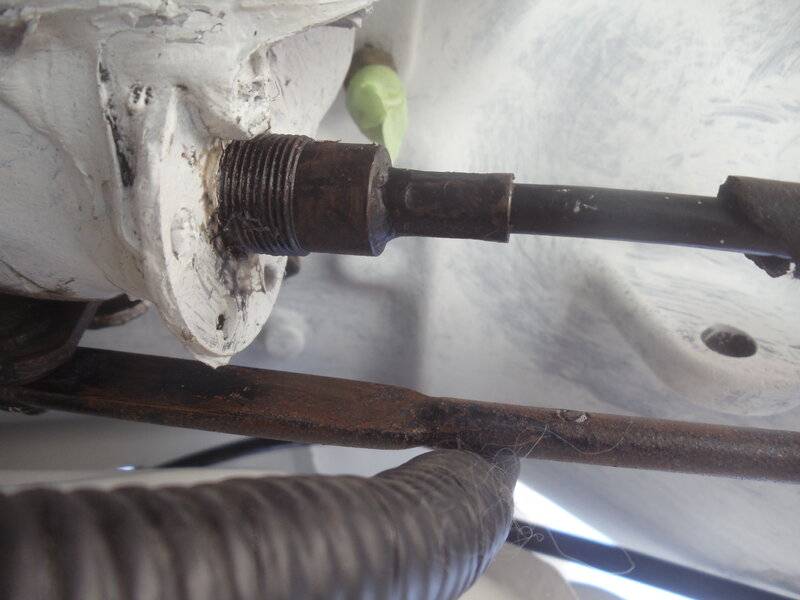 cable threads Barracuda.JPG