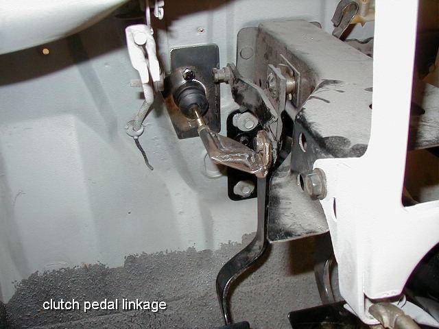 clutch pedal linkage 2.jpg