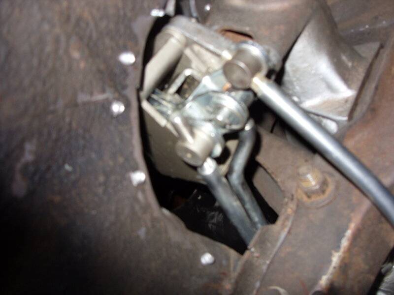 CUDAS  SHIFTER INSTALL  RT HEADER 003.JPG