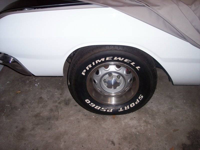 Dart front tire 225x70x14-2.jpg