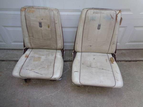 Dart seats 1967 2.jpg
