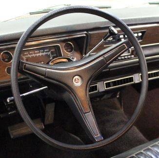 Dodge-steering-wheel-A.jpg
