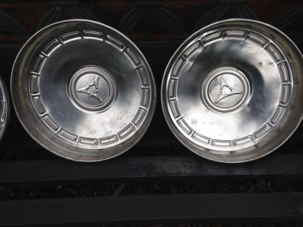 Dog Dish hubcaps (7).JPG