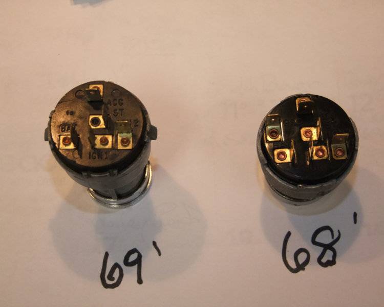 DSCF0650  ignition switch 5x4.jpg