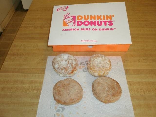 Dunkin Donuts 001 (Small).JPG