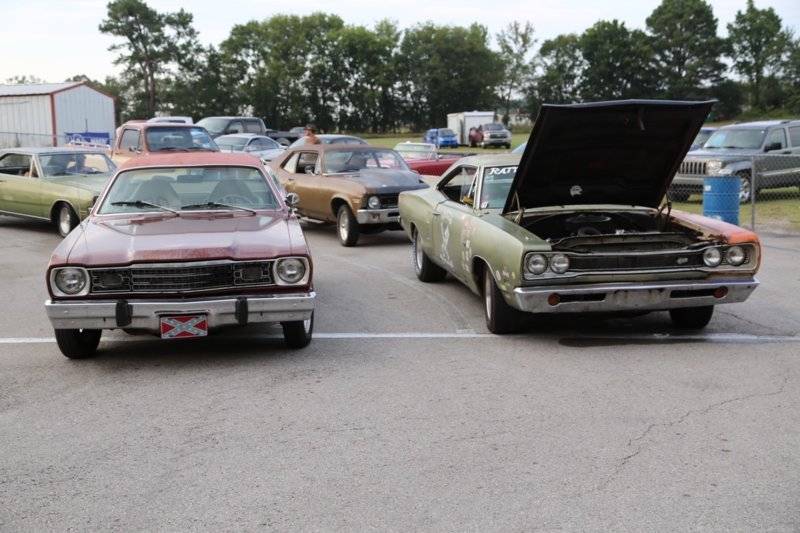duster and super bee in lanes.jpg