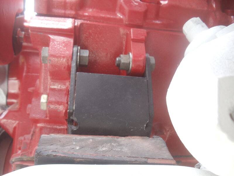 engine install 5.JPG