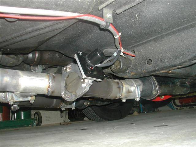 Exhaust Cutout (Small).JPG