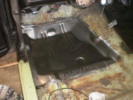 floor pan repair 010.JPG