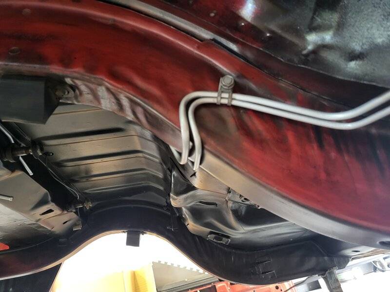 Fuel Line Route (7).jpg