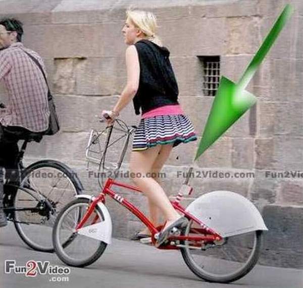funny-girl-cycling.jpg